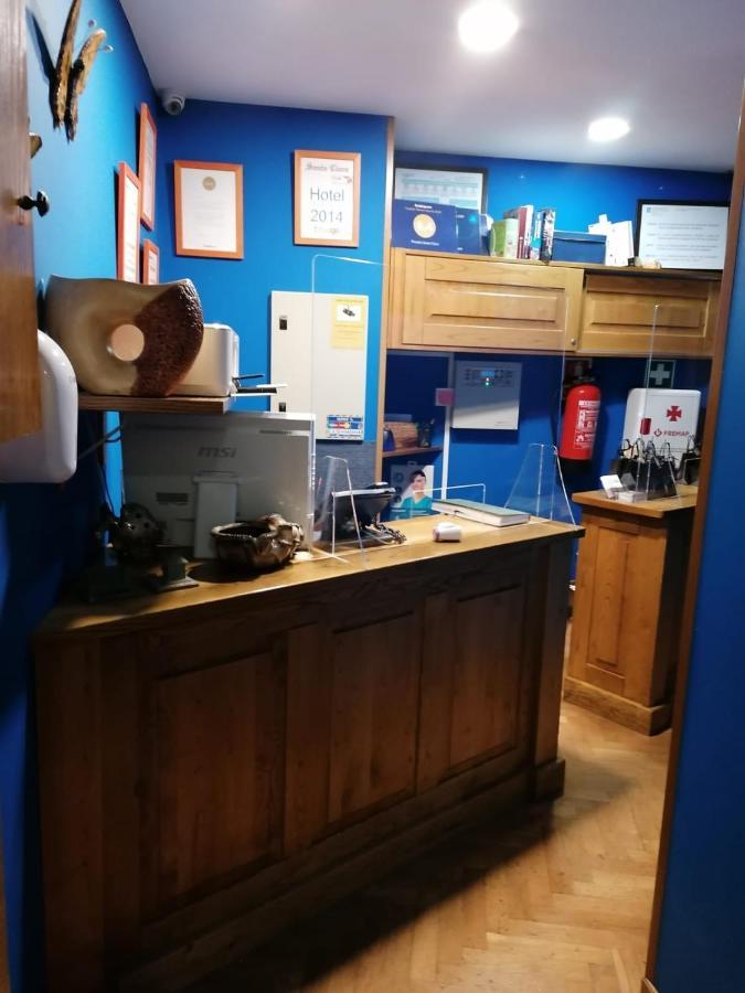 Pension Santa Clara A Coruña Εξωτερικό φωτογραφία